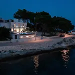 Seafront Serenita 빌라